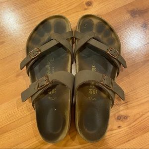 Mayari Birkenstocks!